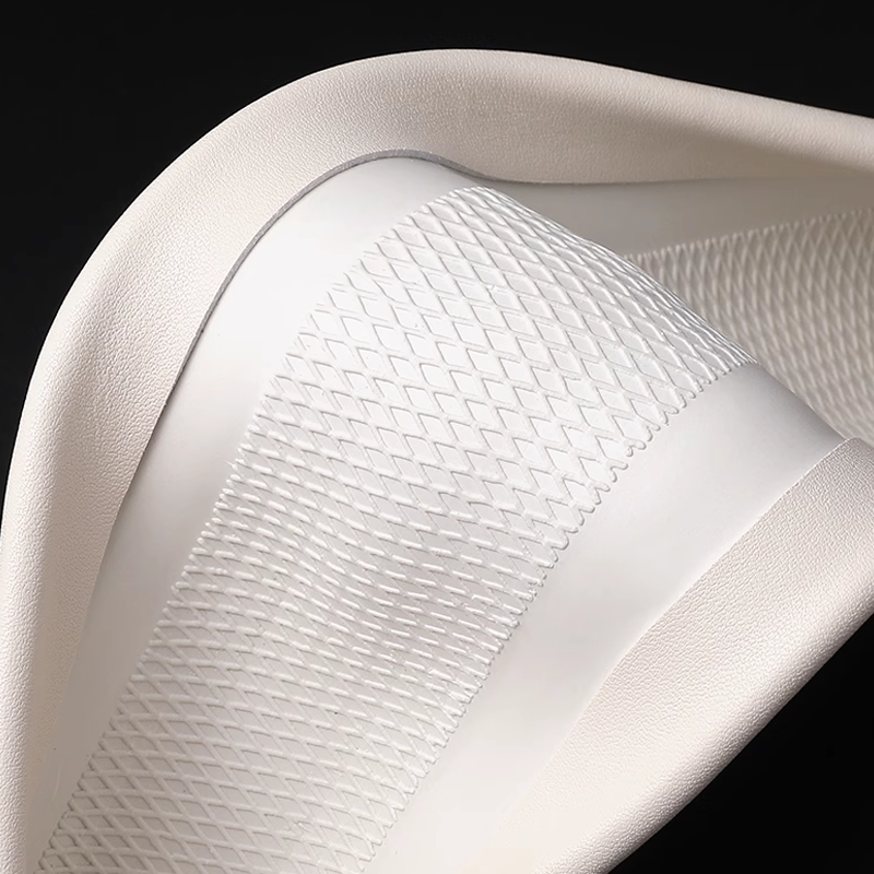 ModaGrip Steering Wheel Cover – Effortless Grip & Lasting Comfort for Active Driving