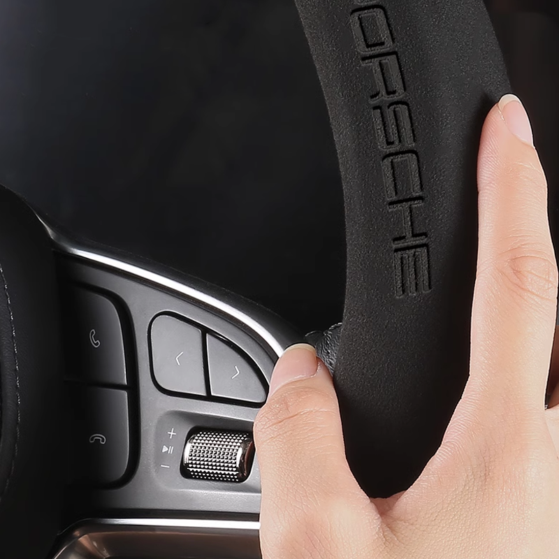 VeloCraft Xtreme steering wheel cover– Effortless Grip & Lasting Comfort for Active Driving