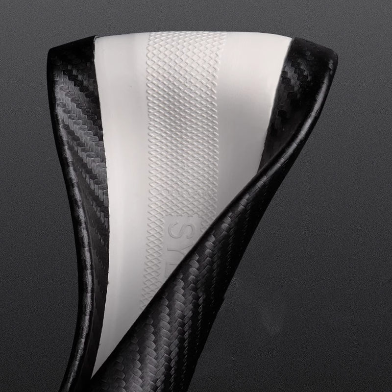 Velaro Elite steering wheel cover – Comfortable Grip, Carbon Style, Built to Last