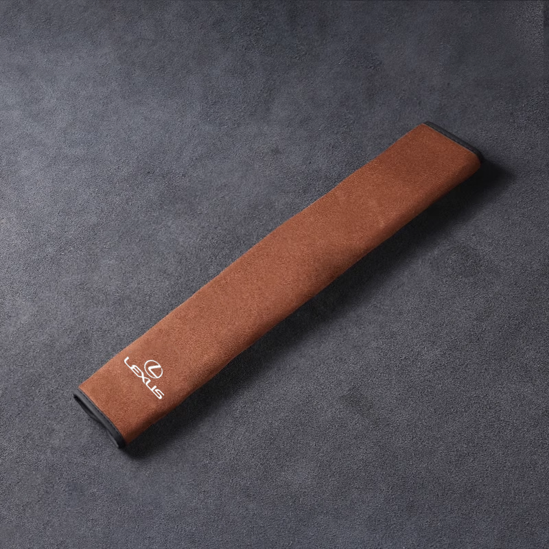 SilkLeather Car Seatbelt Pad – Neck Protection & Custom Logo Ready