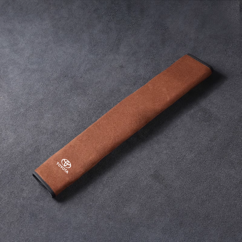 SilkLeather Car Seatbelt Pad – Neck Protection & Custom Logo Ready