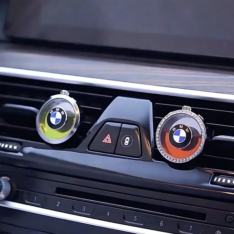Luxury Diamond Watch-Style Air Vent Car Perfume Diffuser Clip