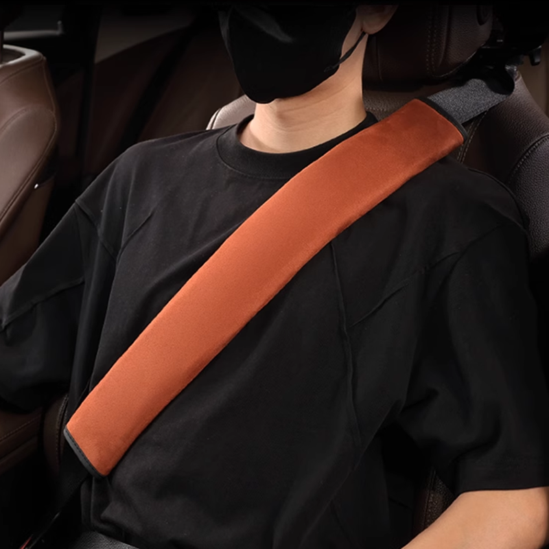 SilkLeather Car Seatbelt Pad – Neck Protection & Custom Logo Ready