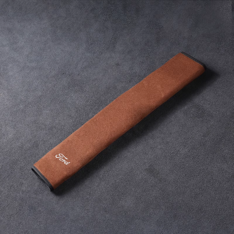 SilkLeather Car Seatbelt Pad – Neck Protection & Custom Logo Ready