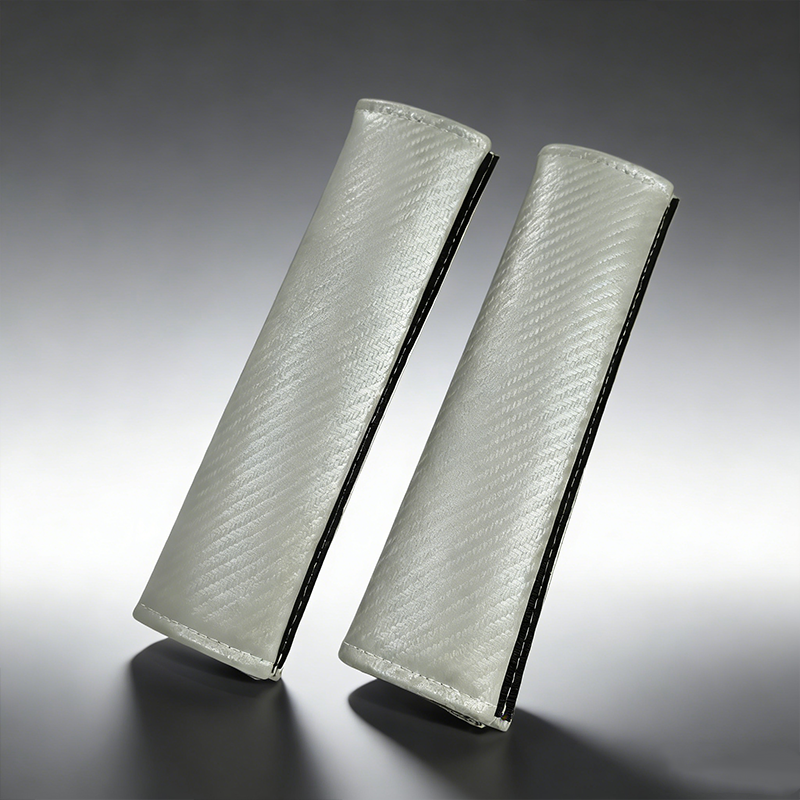 CarbonEdge Seatbelt Shoulder Pad – Carbon Fiber Look & Custom Logo